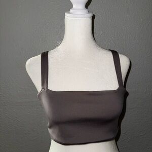 Vuori Evolve Sports Bra Size Medium NWOT Gray